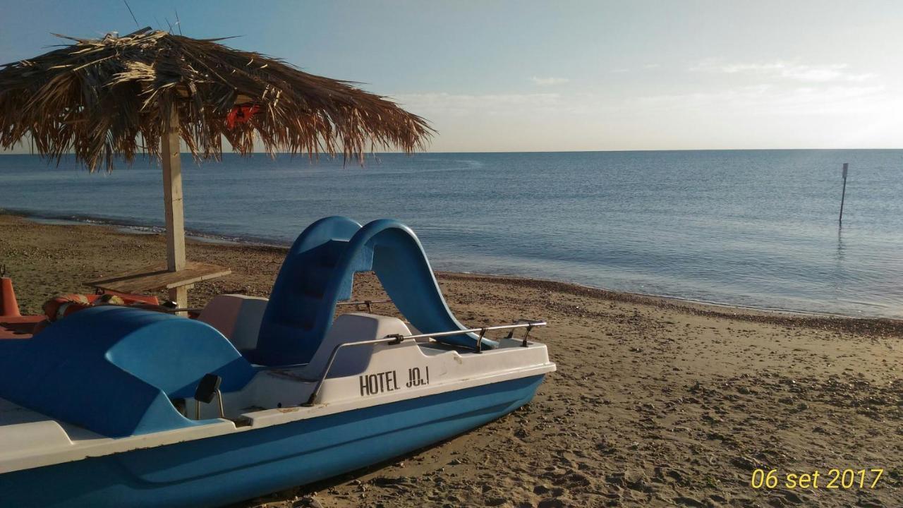 Hotel Joli Alba Adriatica Exterior foto